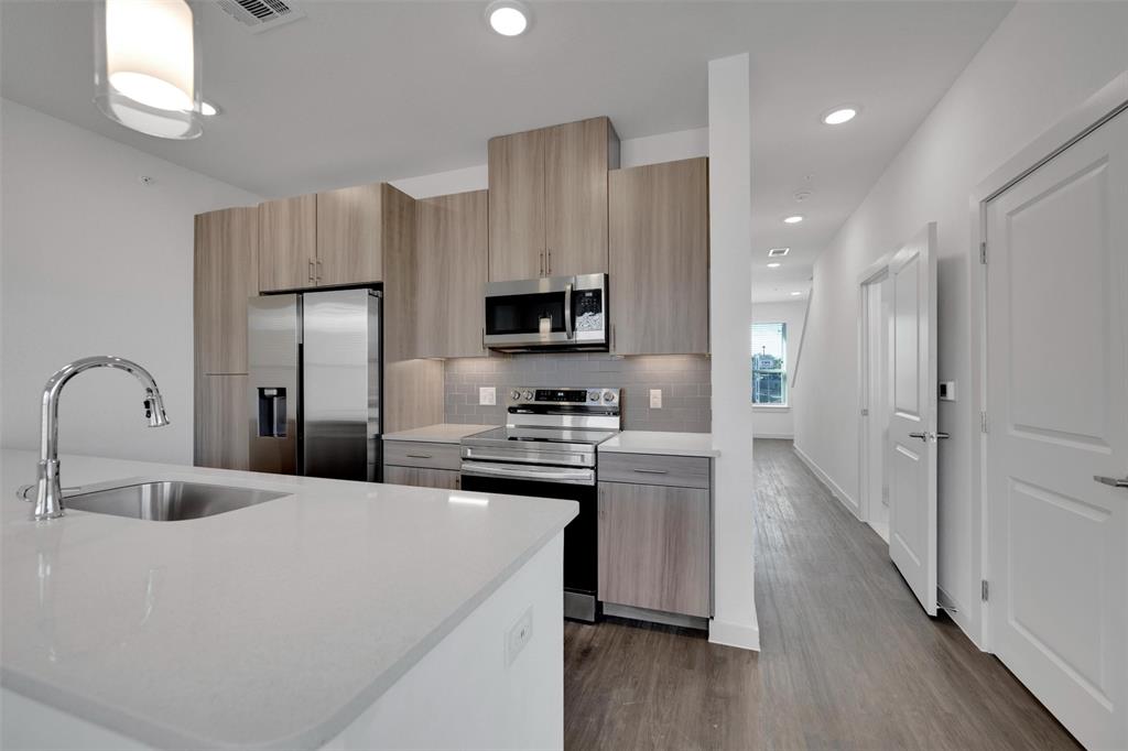 10030 Garland Road, #1006, Dallas, TX 75218
