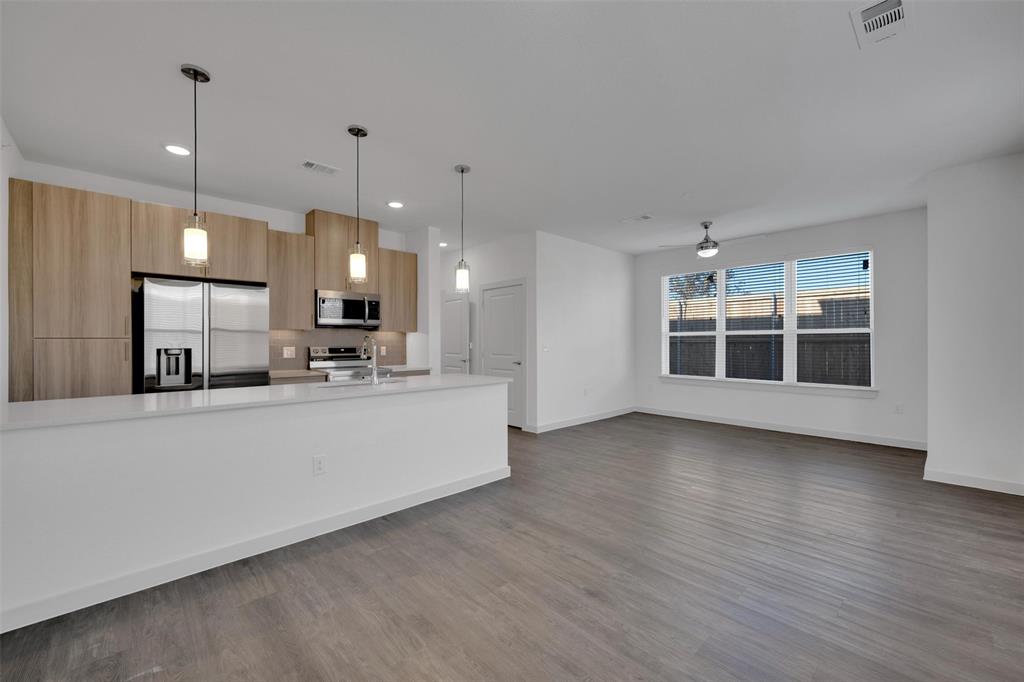 10030 Garland Road, #1006, Dallas, TX 75218