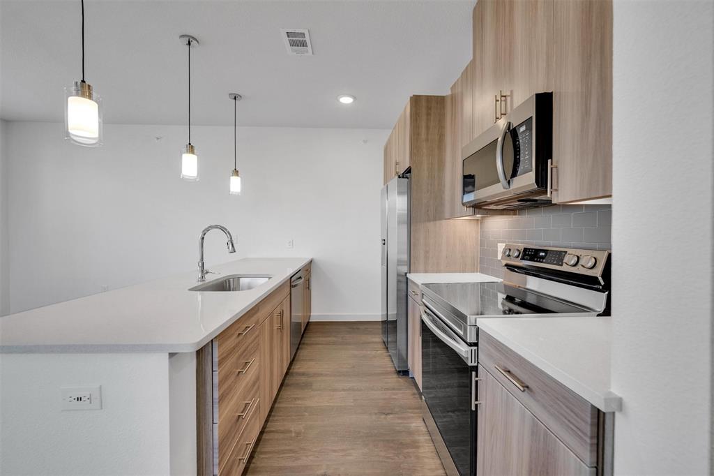 10030 Garland Road, #1006, Dallas, TX 75218