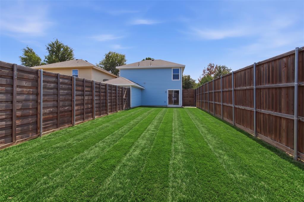 6904 Bountiful Grove Drive, McKinney, TX 75070