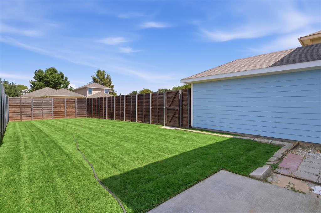 6904 Bountiful Grove Drive, McKinney, TX 75070