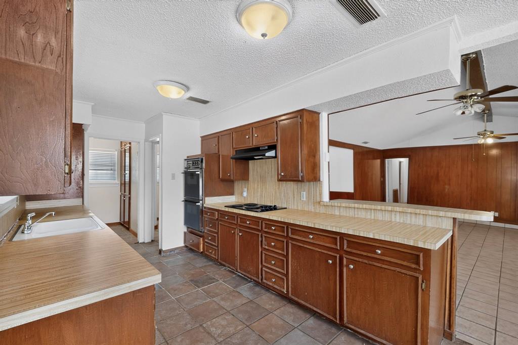 7316 N Stone Meadow Circle, Rowlett, TX 75088