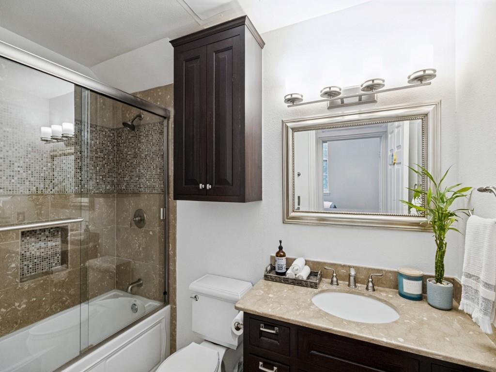 2305 Worthington Street, #206A, Dallas, TX 75204