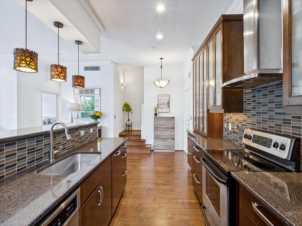 2305 Worthington Street, #206A, Dallas, TX 75204