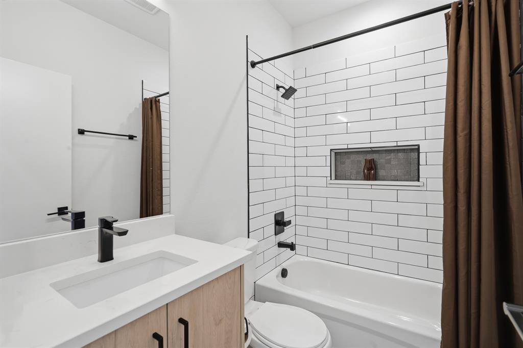 1525 Pecos, #102, Dallas, TX 75204