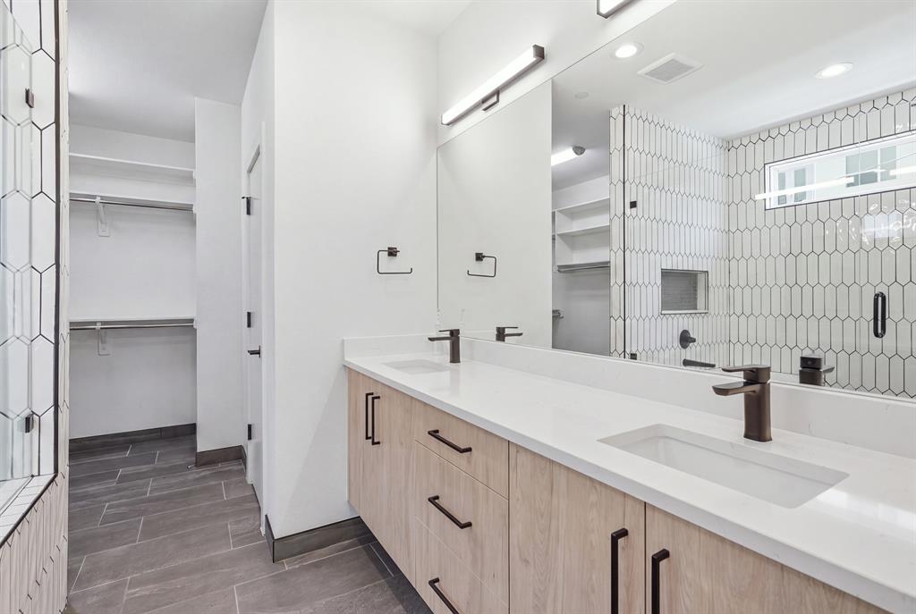 1525 Pecos, #102, Dallas, TX 75204
