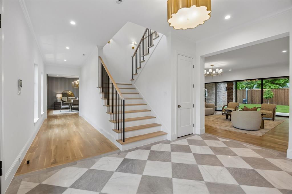 10128 Coppedge Lane, Dallas, TX 75229 10128 Coppedge Lane, Dallas, TX 75229