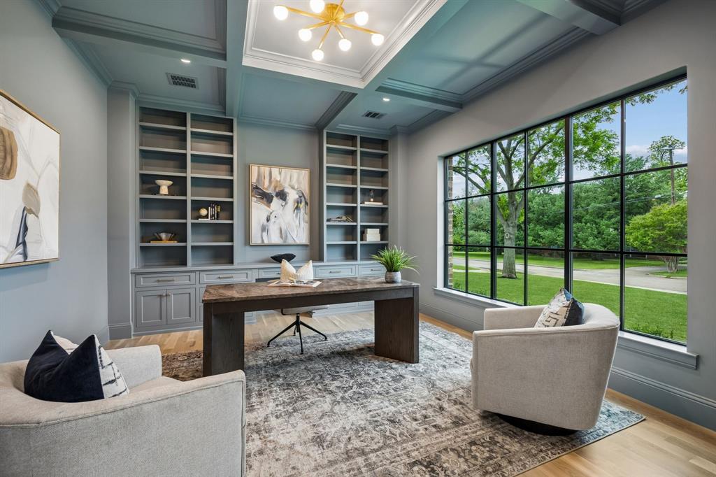 10128 Coppedge Lane, Dallas, TX 75229 10128 Coppedge Lane, Dallas, TX 75229