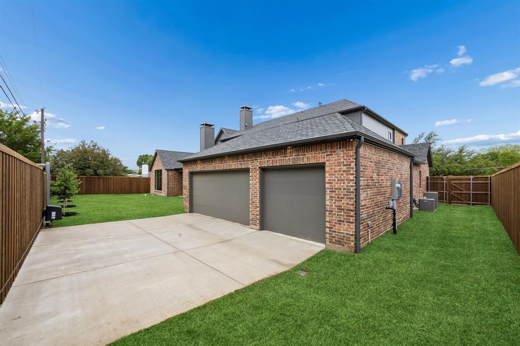 3 car garage