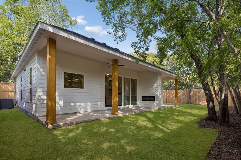 202 Rosa Street, Waxahachie, TX 75165