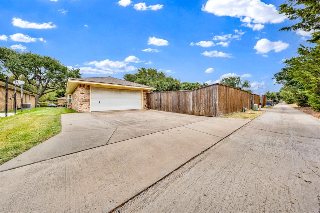 1606 Clear Point Drive, Garland, TX 75041