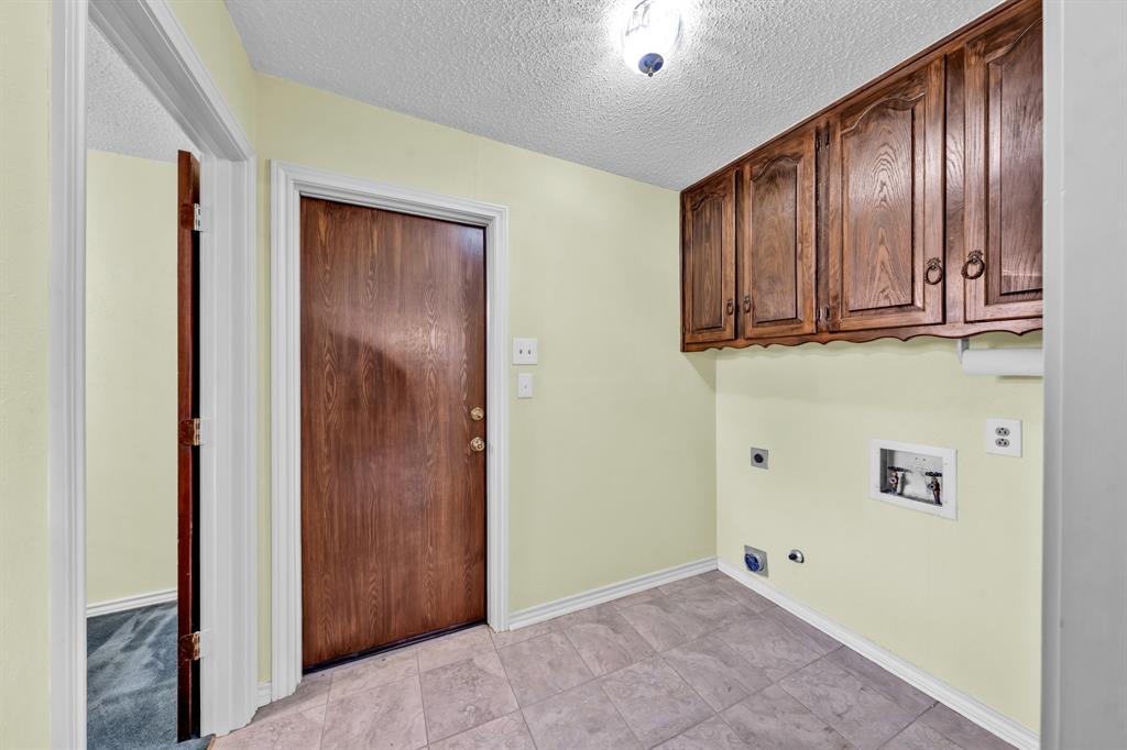 1606 Clear Point Drive, Garland, TX 75041