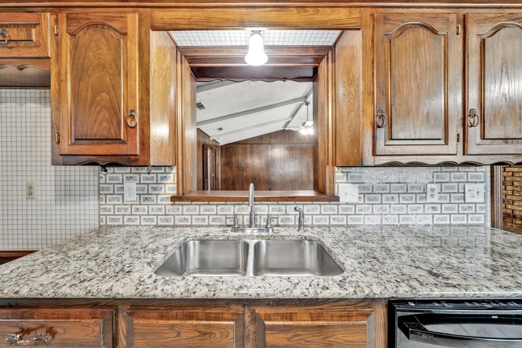 1606 Clear Point Drive, Garland, TX 75041