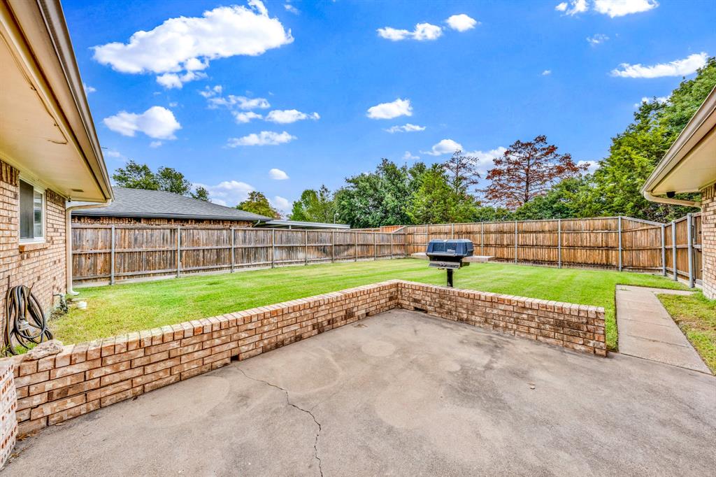 1606 Clear Point Drive, Garland, TX 75041