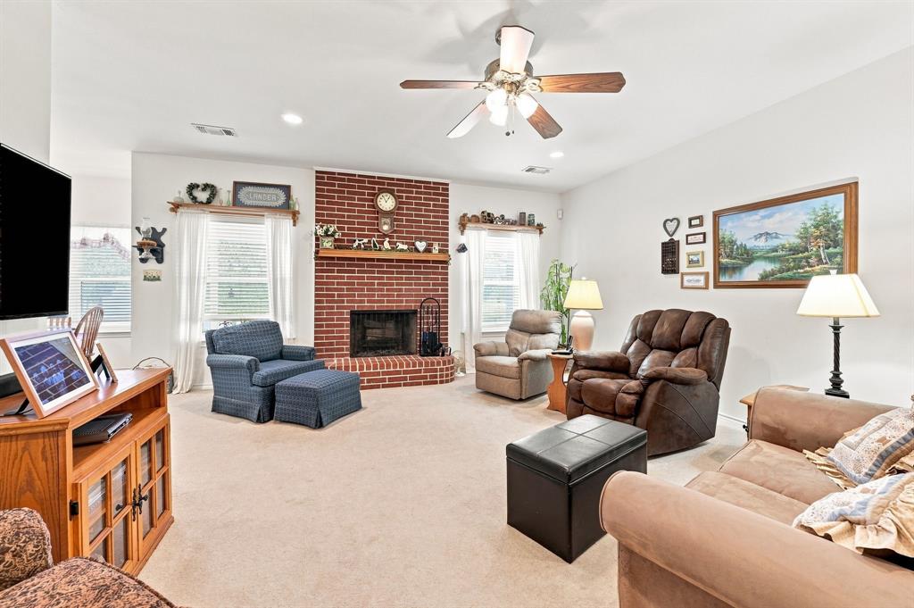 706 Georgetown Road, Ovilla, TX 75154
