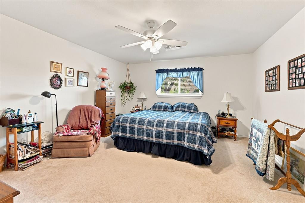706 Georgetown Road, Ovilla, TX 75154