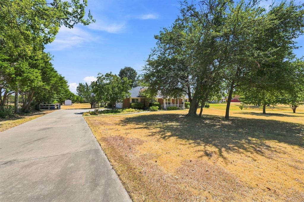706 Georgetown Road, Ovilla, TX 75154