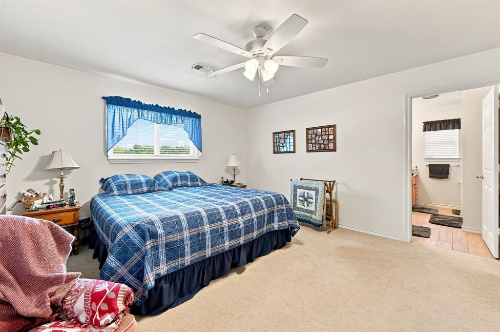 706 Georgetown Road, Ovilla, TX 75154