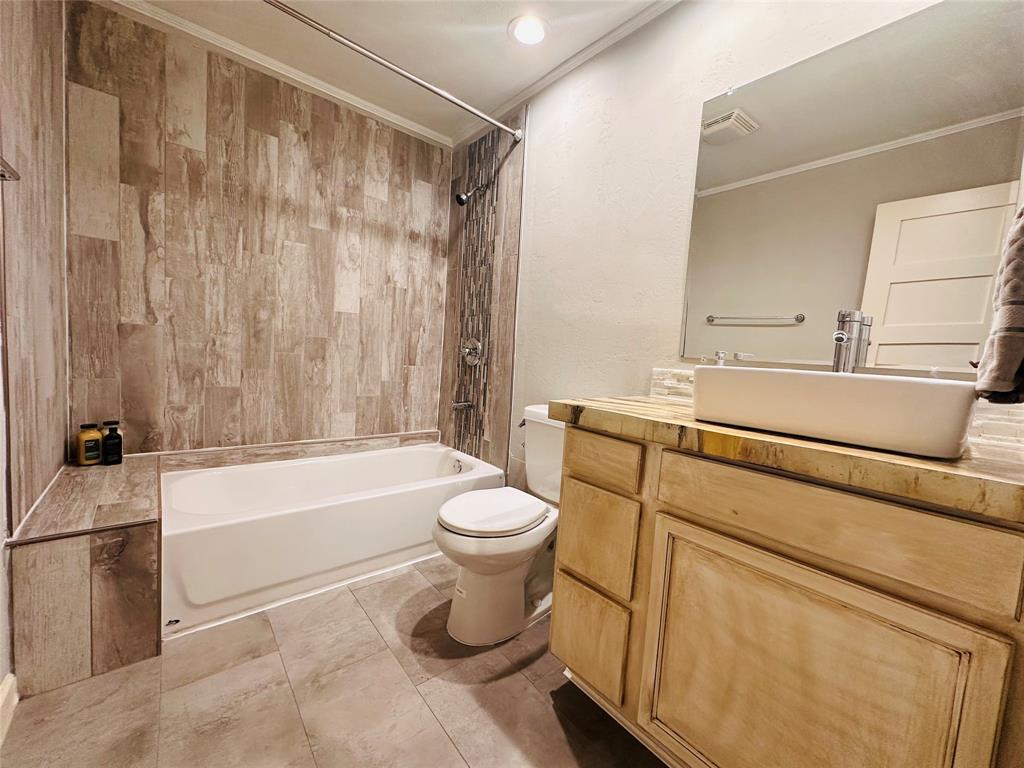 1533 W Spring Creek Parkway, Plano, TX 75023