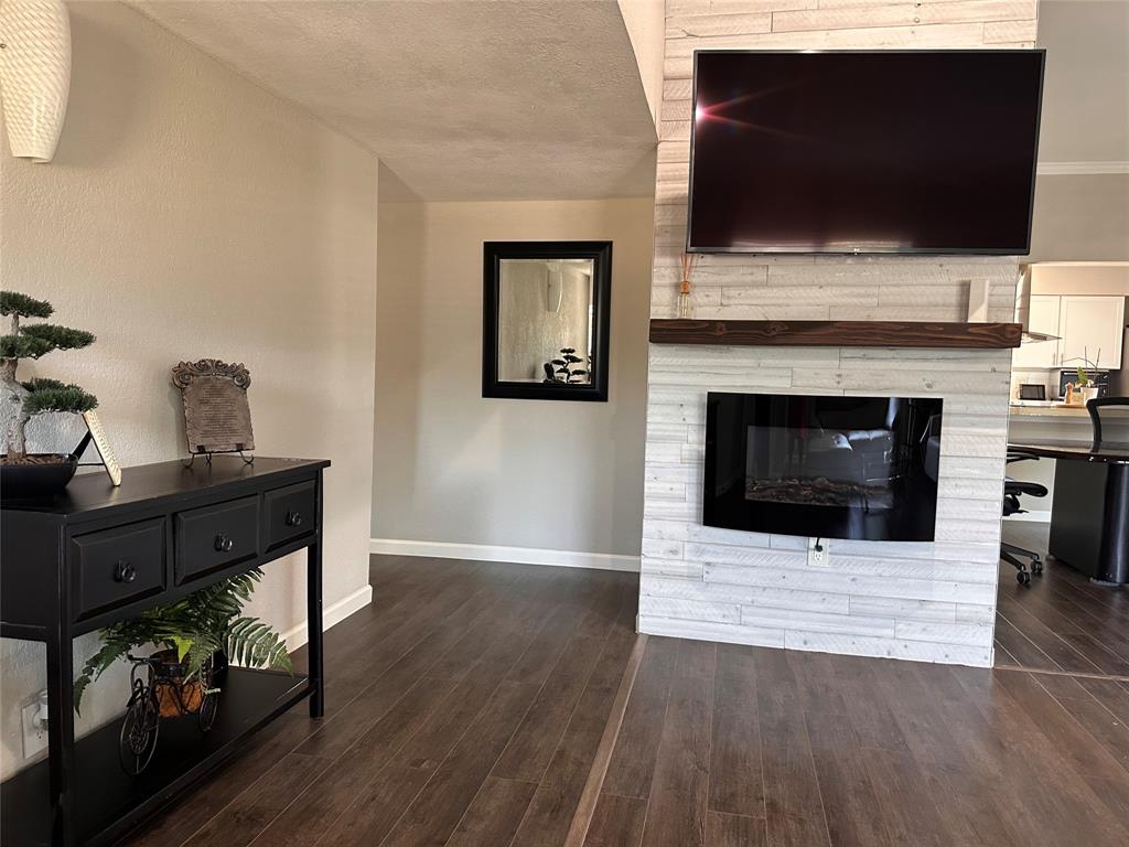 1533 W Spring Creek Parkway, Plano, TX 75023