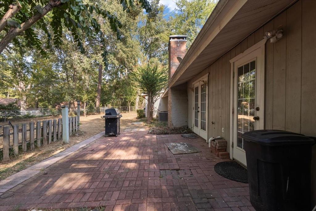 1715 Leisure Lane, Hideaway, TX 75771