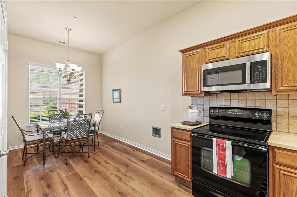 Kitchen and Breakfast Nook