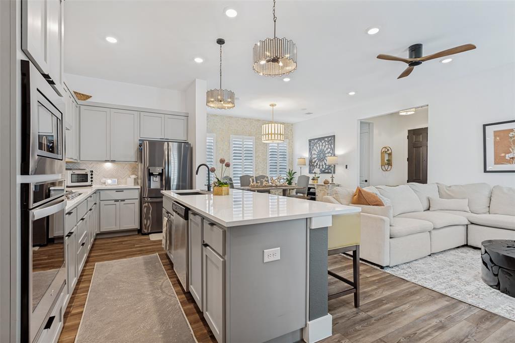 Open concept kitchen Open concept kitchen