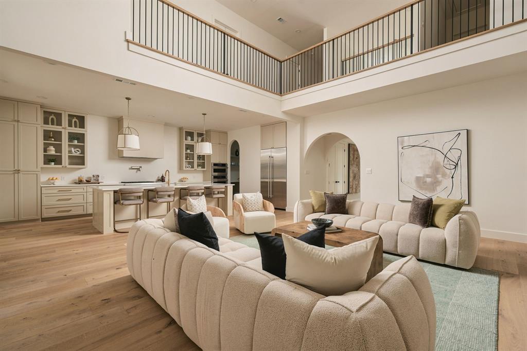 3813 Durango Drive, Dallas, TX 75220