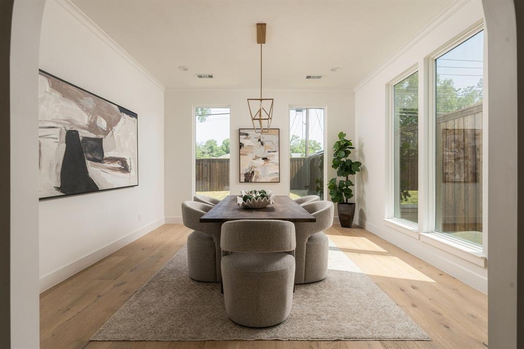 3813 Durango Drive, Dallas, TX 75220
