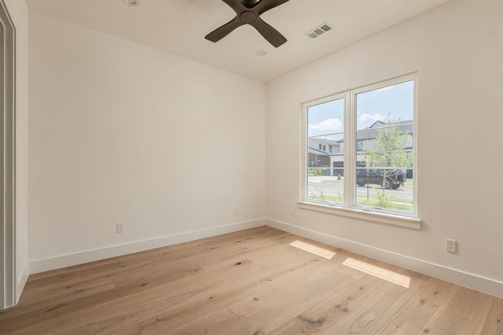 3813 Durango Drive, Dallas, TX 75220