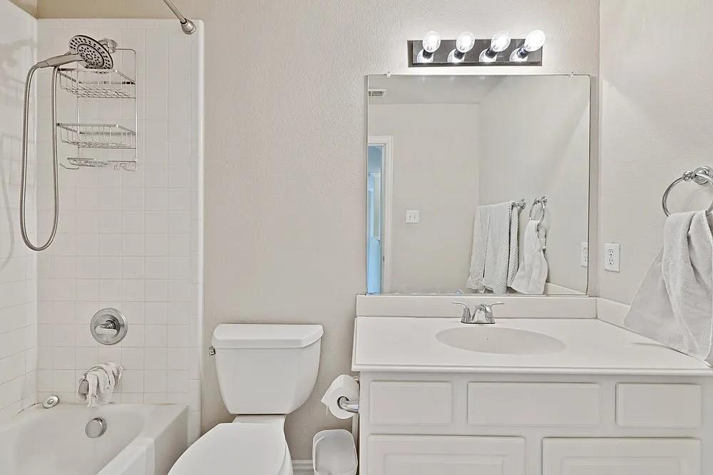7913 Hannah Street, Plano, TX 75025