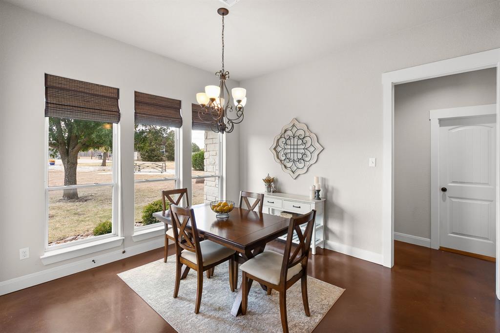 202 Camino Del Rancho, Lorena, TX 76655