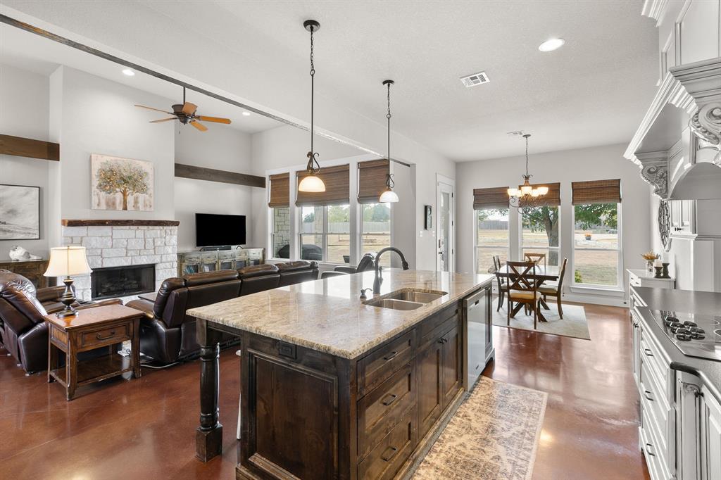 202 Camino Del Rancho, Lorena, TX 76655 202 Camino Del Rancho, Lorena, TX 76655
