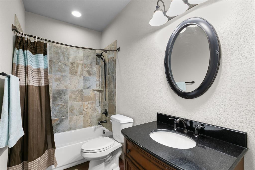 202 Camino Del Rancho, Lorena, TX 76655