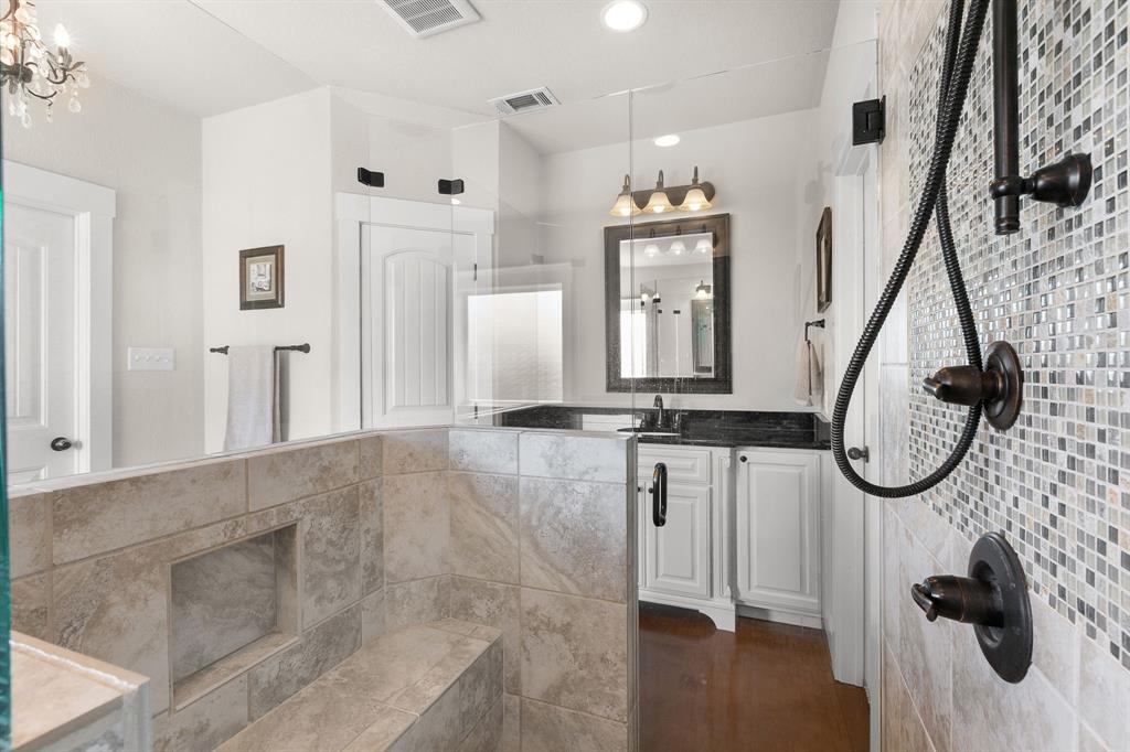 202 Camino Del Rancho, Lorena, TX 76655