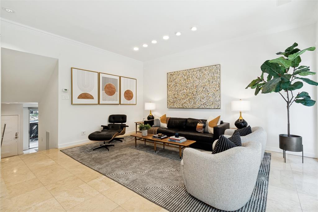 4071 Buena Vista Street, Dallas, TX 75204