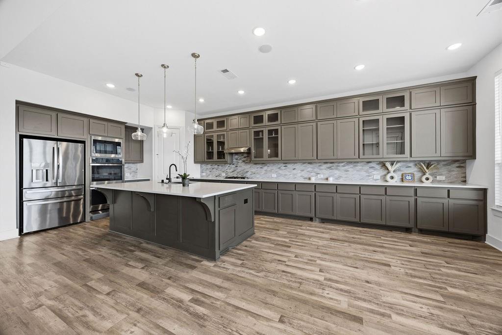 2717 Oak Blossom Drive, McKinney, TX 75071 2717 Oak Blossom Drive, McKinney, TX 75071
