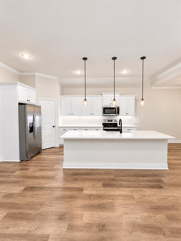 8406 Grant Lane, Greenville, TX 75402