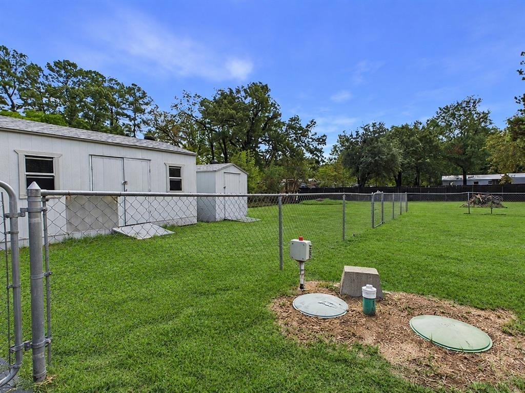 21104 Easy Street, Chandler, TX 75758