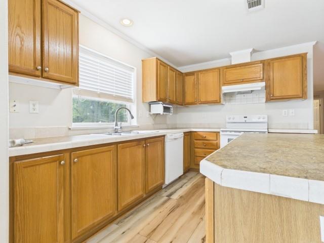 21104 Easy Street, Chandler, TX 75758