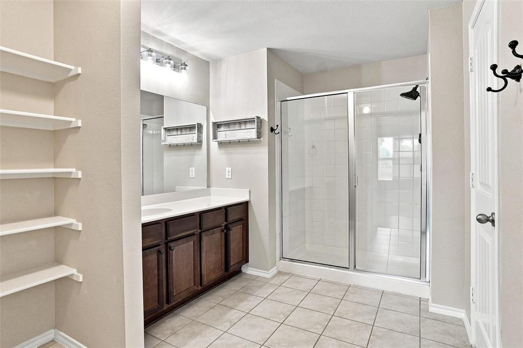 1060 Sadie Street, Forney, TX 75126