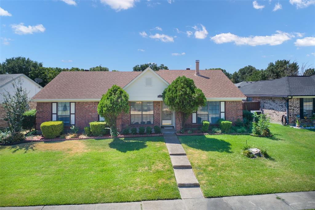 1002 Courtney Drive, Mesquite, TX 75150