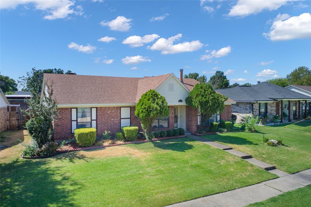 1002 Courtney Drive, Mesquite, TX 75150