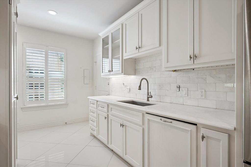 6146 Averill Way, #106E, Dallas, TX 75225