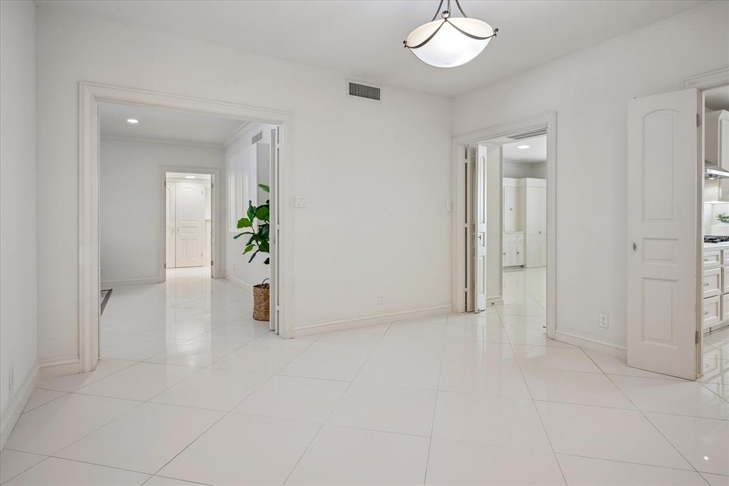 6146 Averill Way, #106E, Dallas, TX 75225