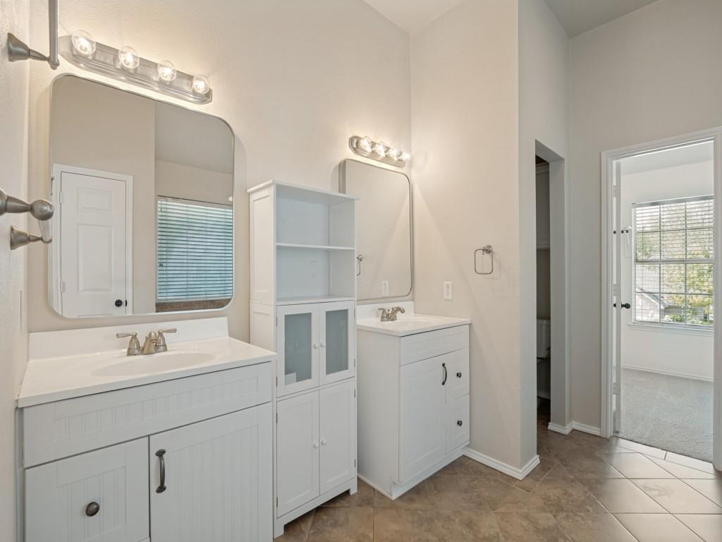 307 Mary Pat Drive, Grand Prairie, TX 75052