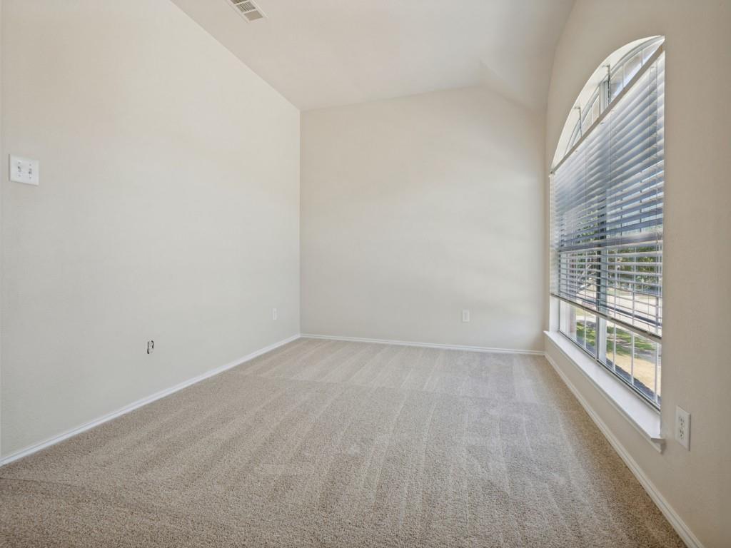 307 Mary Pat Drive, Grand Prairie, TX 75052