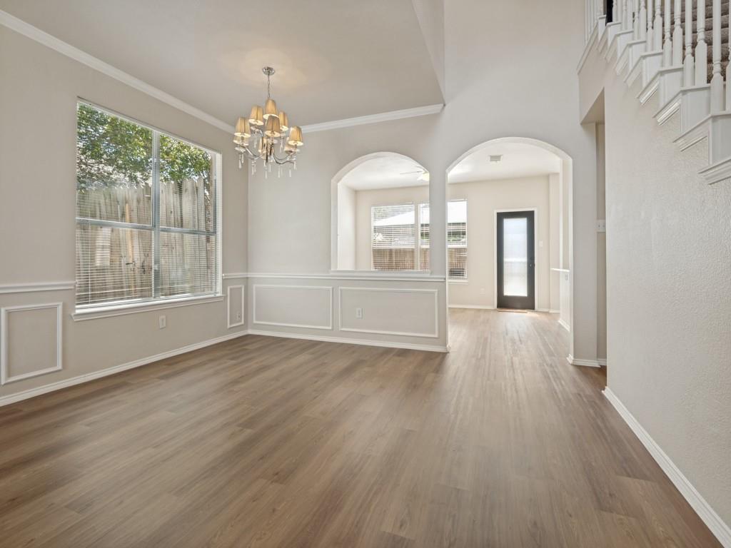 307 Mary Pat Drive, Grand Prairie, TX 75052
