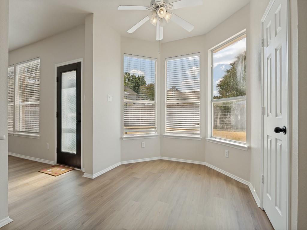 307 Mary Pat Drive, Grand Prairie, TX 75052