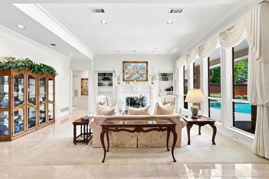 4936 Sandestin Drive, Dallas, TX 75287 4936 Sandestin Drive, Dallas, TX 75287